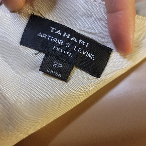 TAHARI by Arthur S. Levine Cream/Light Gold Square Neckline Formal Mini Dress - Picture 7 of 10